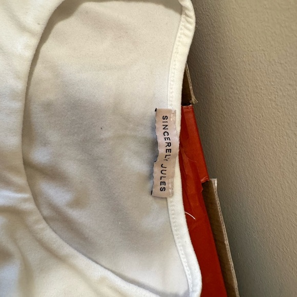 White Short Sleeve Top - Picture 2 of 2